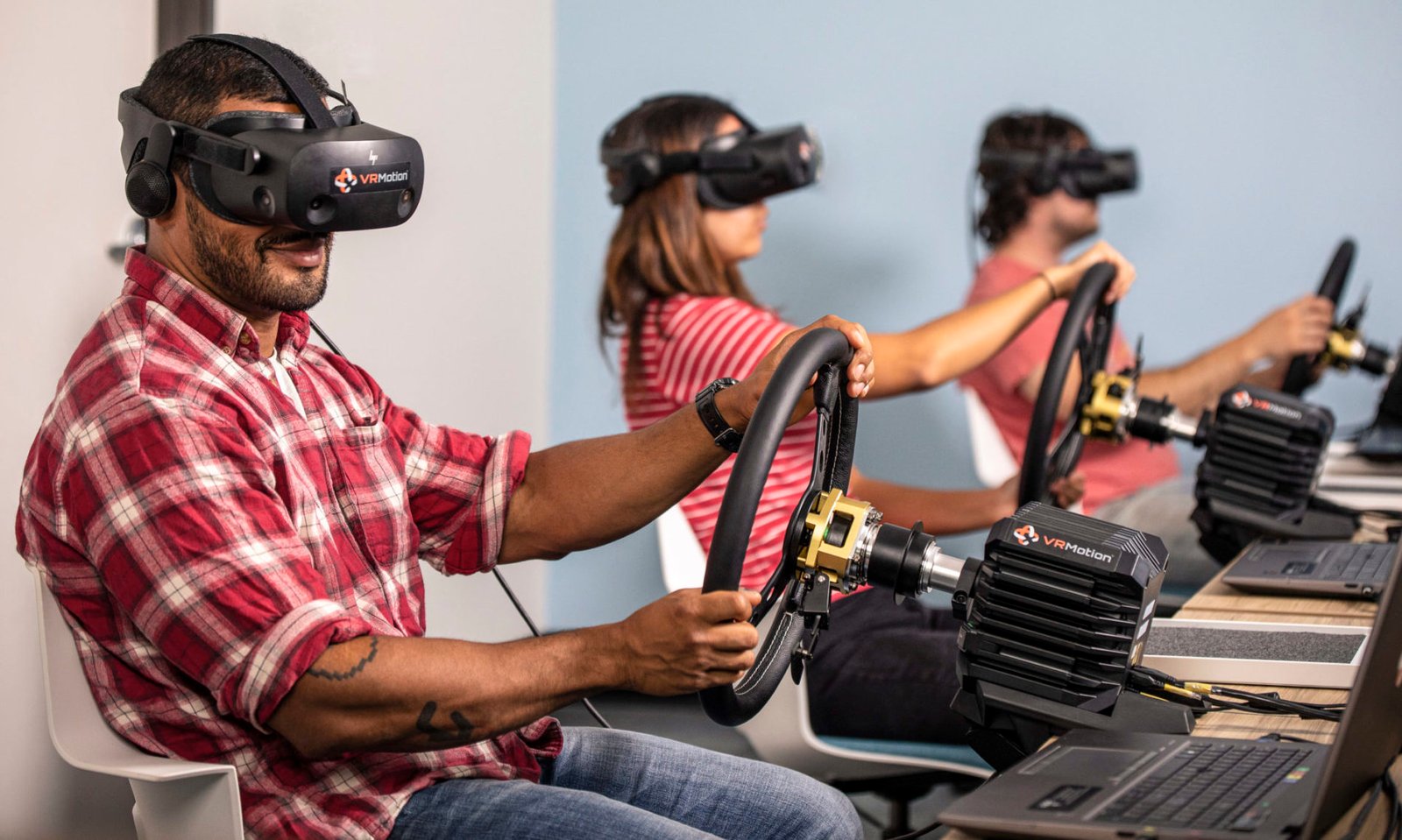 Portable VR Training Simulator for Law Enforcement